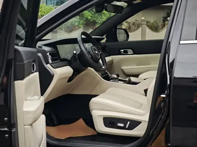 Li Auto Li ONE
