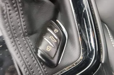 Roewe i5