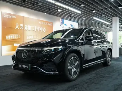 Mercedes-Benz EQS SUV