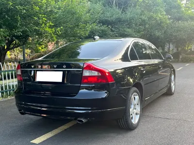 Volvo S80L