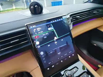 Nio ES8