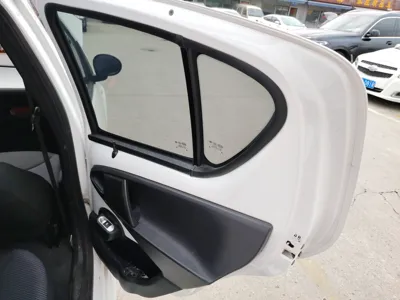 BYD e1