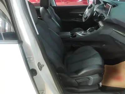 Peugeot 4008