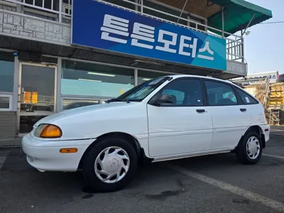 Kia Avella