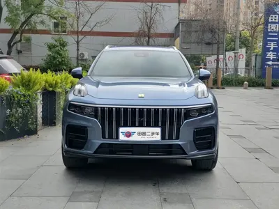 Lynk & Co 09