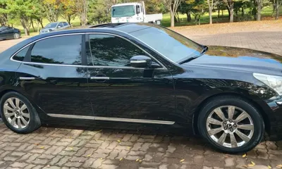Hyundai Equus