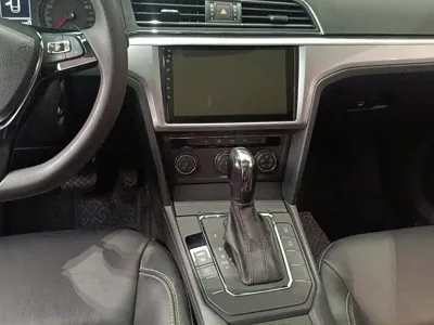 Volkswagen Lamando