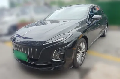 Hongqi E-QM5