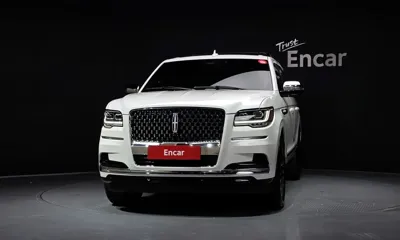 Lincoln Navigator