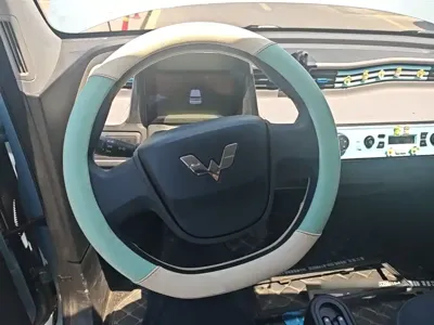 Wuling MINIEV