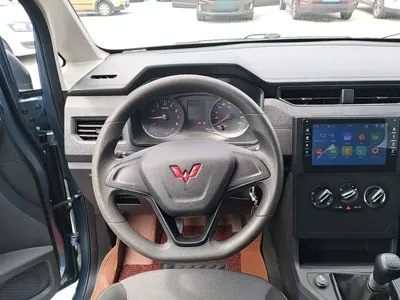 Wuling Hongguang Plus