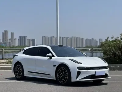 Zeekr 001
