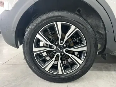 Kia KX1