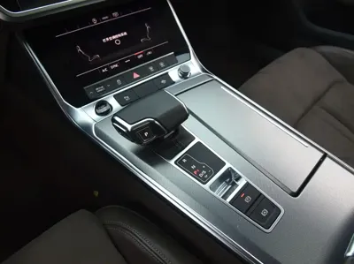 Audi A7L