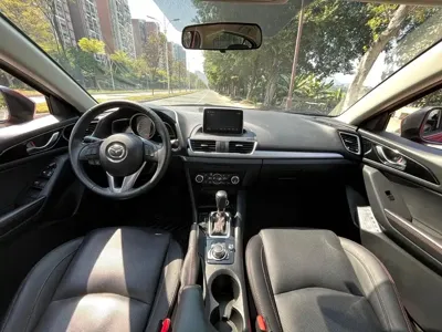 Mazda 3 Axela