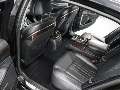 Genesis EQ900