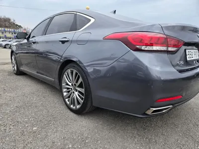 Hyundai Genesis