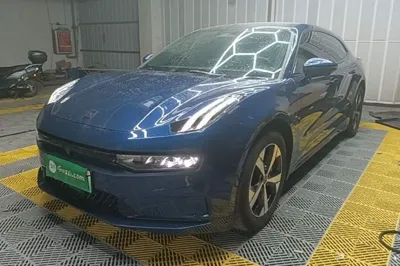 Zeekr 001