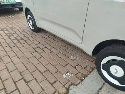 Wuling MINIEV