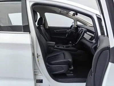 BYD MAX