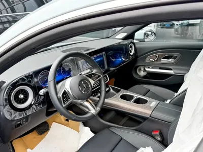 Mercedes-Benz 奔驰CLA新能源