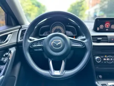 Mazda 3 Axela