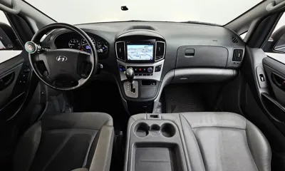 Hyundai Starex