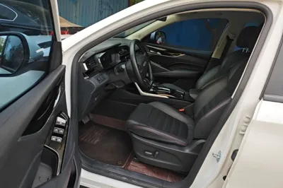 SAIC MAXUS EUNIQ 6