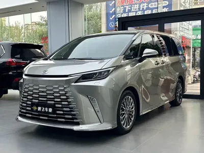 Lexus LM