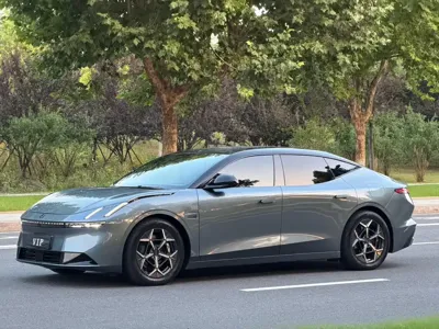 Lynk & Co Z10