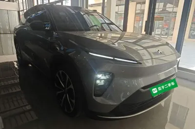 Nio ES8