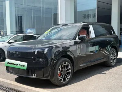 Lynk & Co 领克900