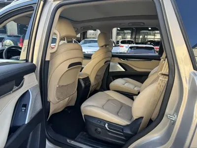Maxus D90