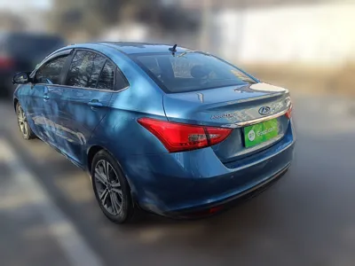 Chery Arrizo 5