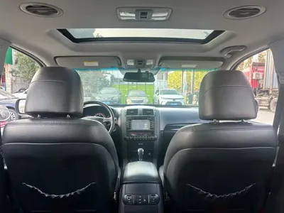 Kia Borrego
