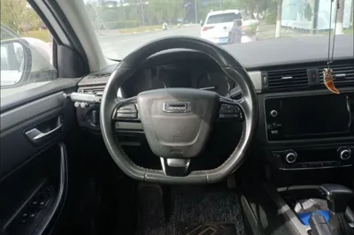Qoros 3