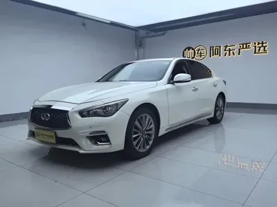 Infiniti Q50L