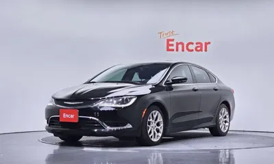 Chrysler 200
