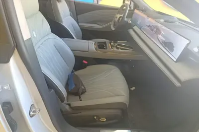 Geely Galaxy E8