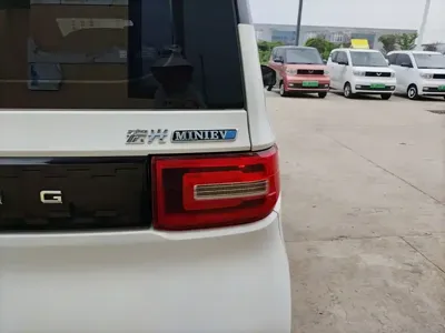 Wuling MINIEV