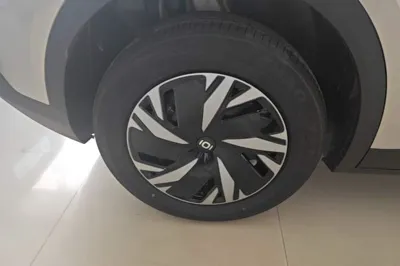 CHANGAN NEVO Q05