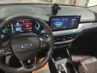 Ford Focus Active