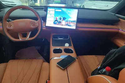 CHANGAN NEVO Q07