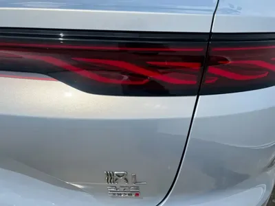 BYD 汉L