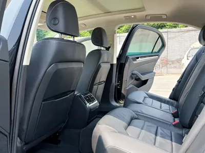 Volkswagen Phideon