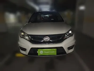 BYD S7