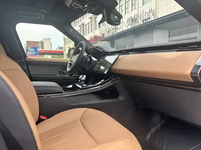 Land Rover Sport