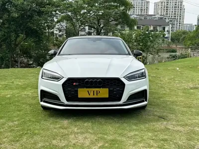 Audi A5 (Import)