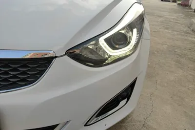 Hyundai Elantra (5th Generation