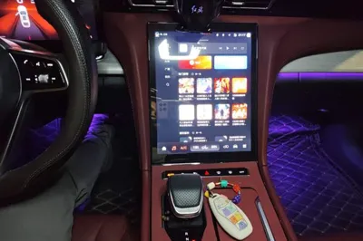 Hongqi H5